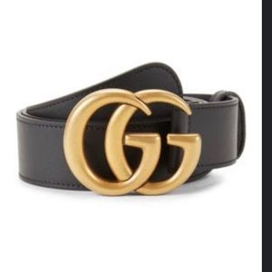 Black Gucci leather belt